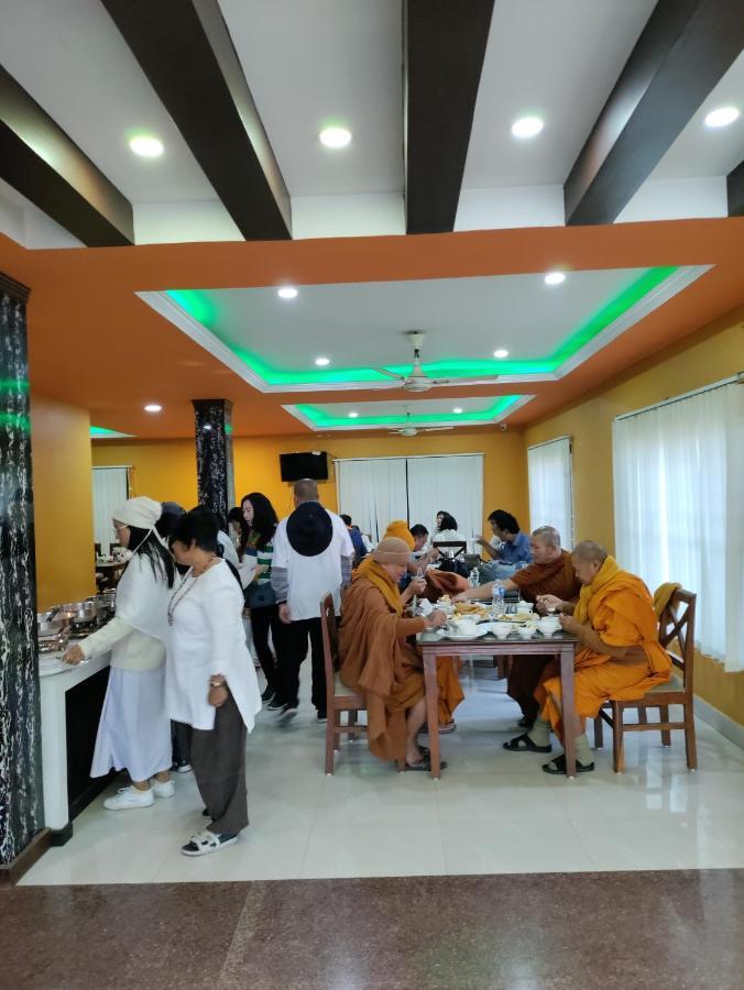 Hotel The Holy Birth 룸민데이 외부 사진